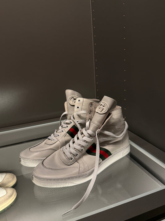 Tenis de bota